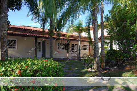 Casa no melhor condomínio de Lauro de Freitas Bahia