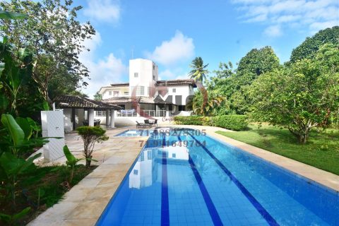 Casa a venda com pomar Lauro de Freitas